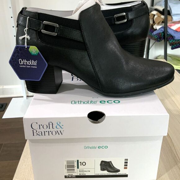 New in Box!! Black Faux Leather Ankle Boots w/Heel Size 10 By Croft & Barrow - Picture 1 of 10